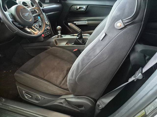 Used 2017 Ford Mustang GT RWD image 16