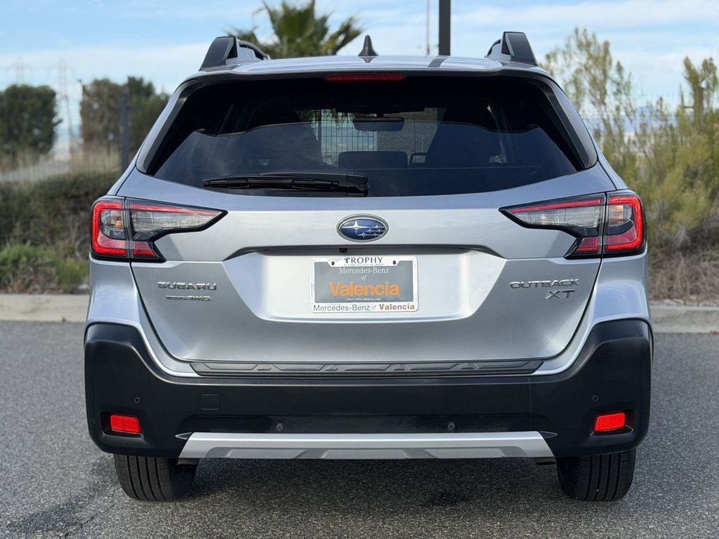 Used 2023 Subaru Outback Limited XT image 9