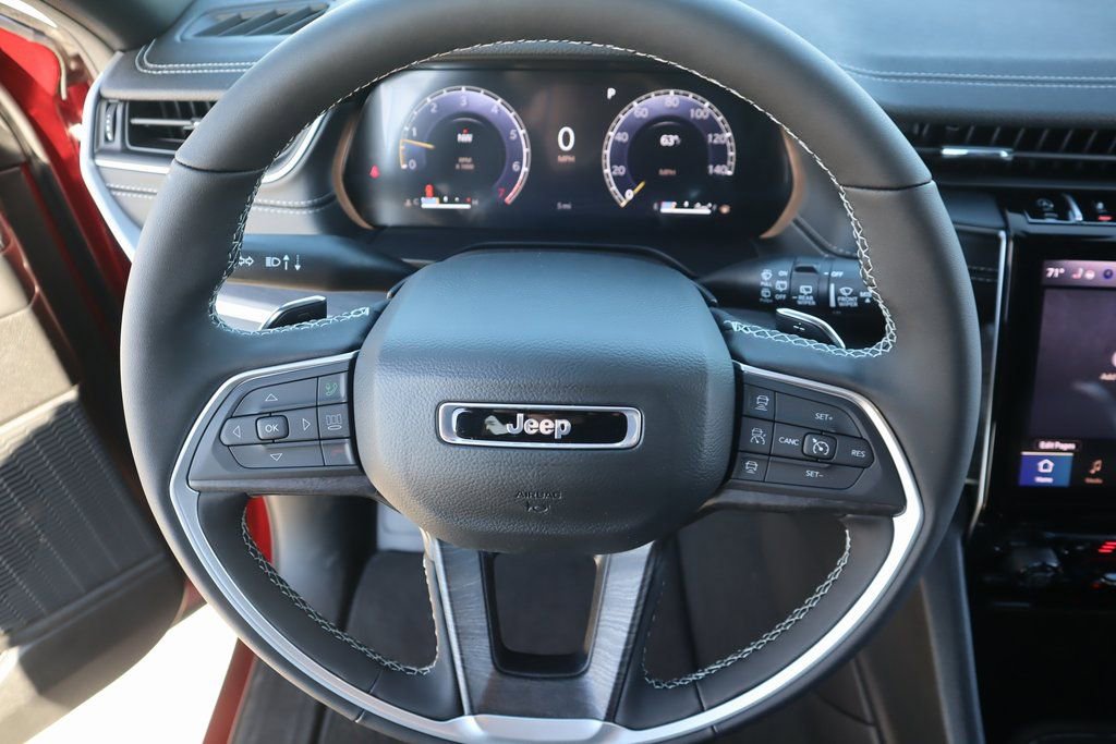 New 2025 Jeep Grand Cherokee L Limited image 3