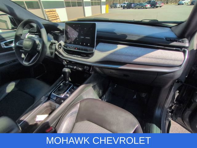 Used 2023 Jeep Compass Latitude AWD/4WD image 28