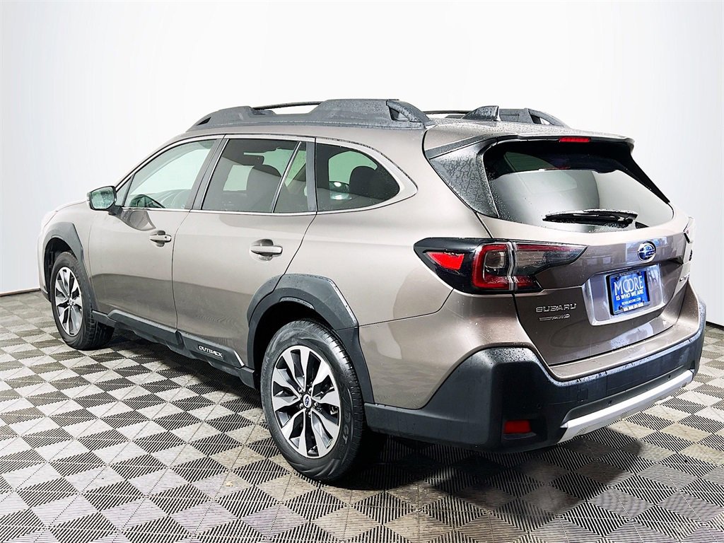 Used 2024 Subaru Outback Limited image 6