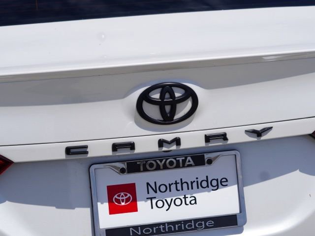 Used 2021 Toyota Camry XSE w/ Blackout Package (TMS) FWD image 9