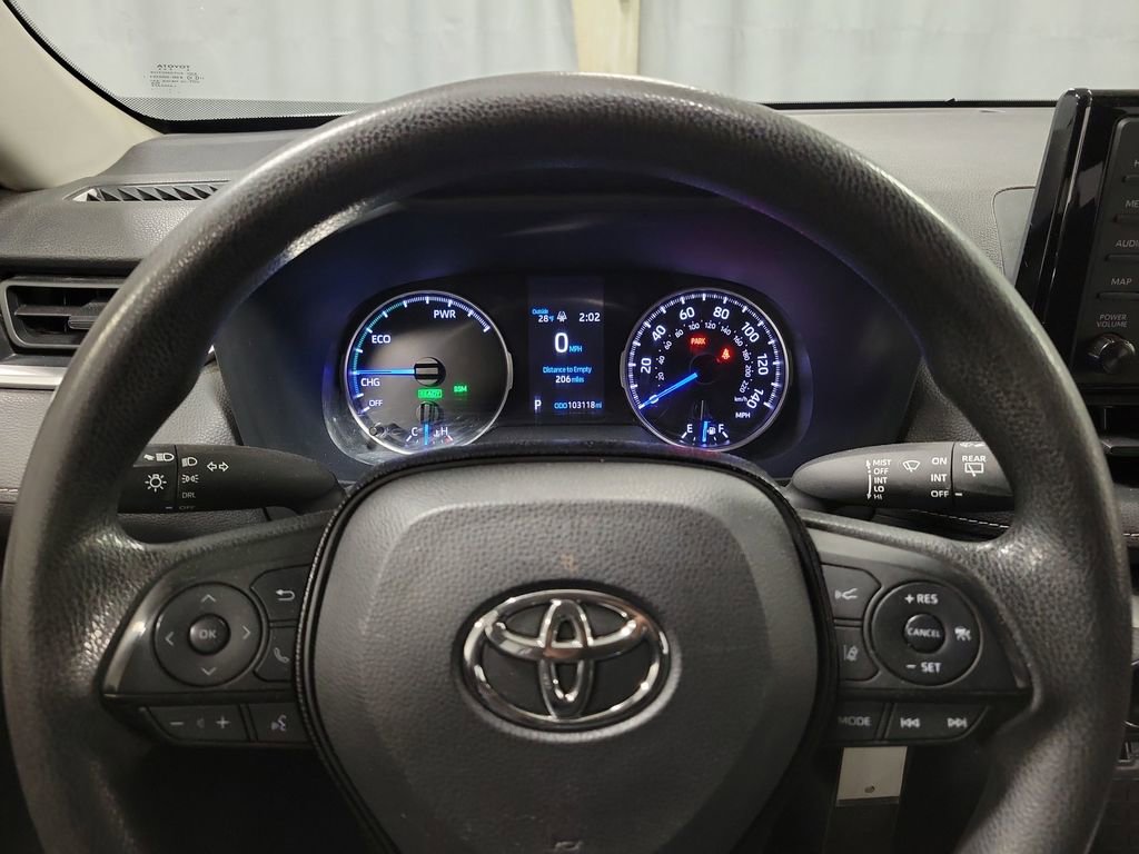 Used 2020 Toyota RAV4 LE image 14
