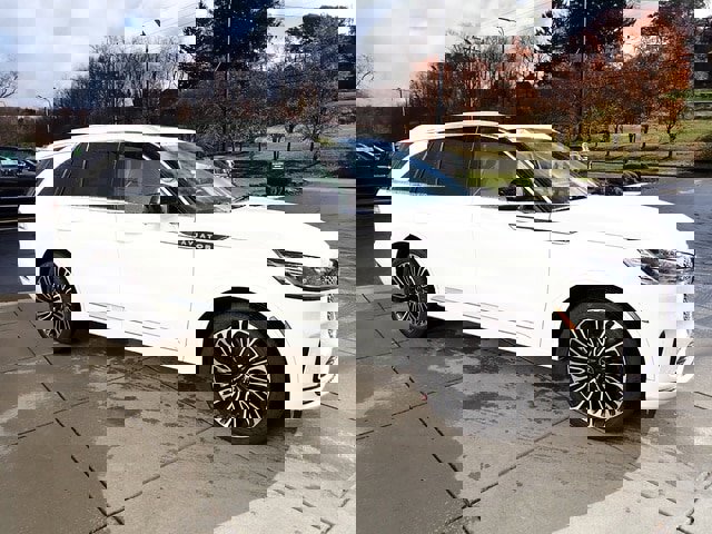 New 2026 Lincoln Aviator Black Label w/ Dynamic Handling Package image 7