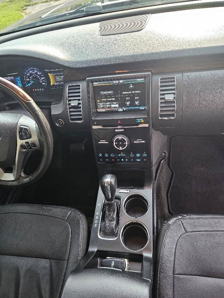 Used 2015 Ford Flex Limited FWD image 21