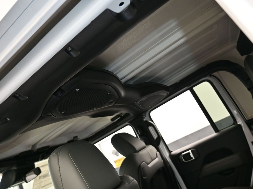 New 2026 Jeep Gladiator Mojave image 31