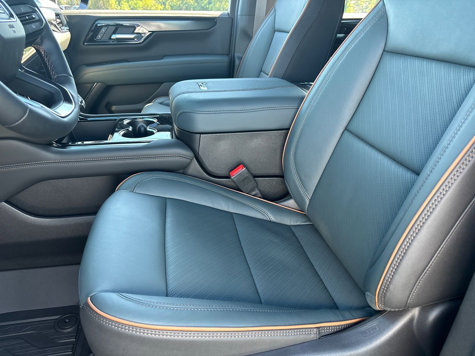 New 2026 GMC Yukon AT4 image 22