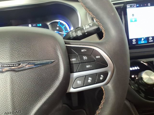 Used 2024 Chrysler Pacifica Pinnacle FWD image 19