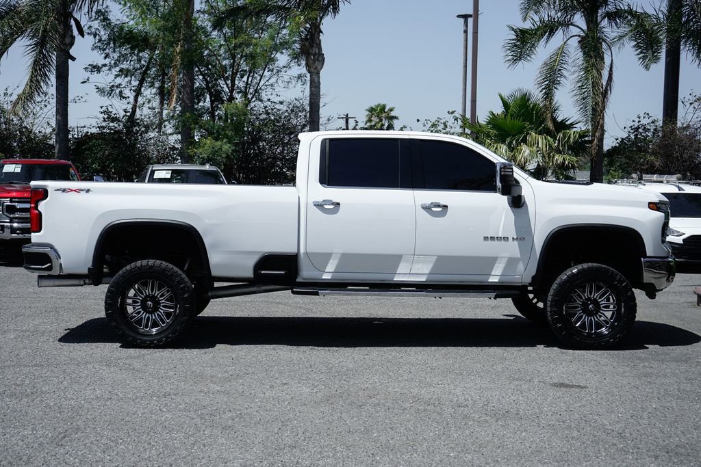 Used 2024 Chevrolet Silverado 3500 LTZ w/ LTZ Convenience Package AWD/4WD image 11