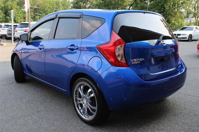 Used 2015 Nissan Versa Note SV FWD image 3