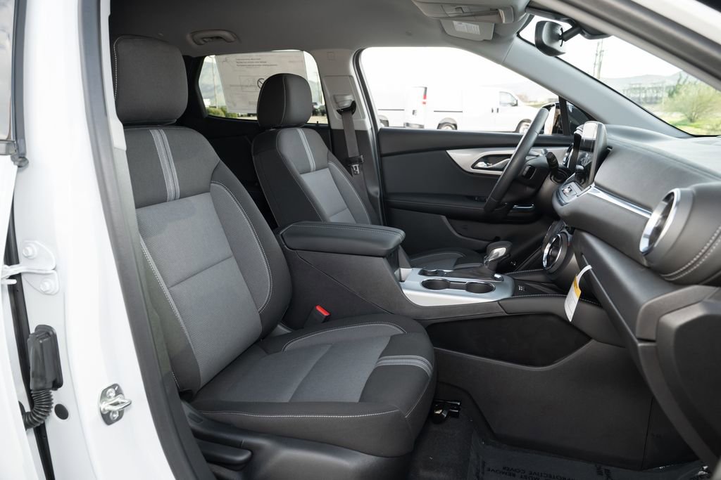New 2026 Chevrolet Blazer LT w/ Convenience Package image 35