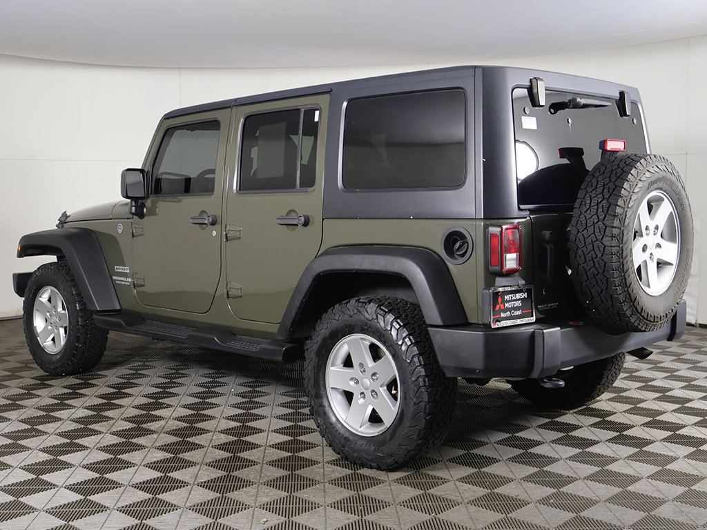 Used 2015 Jeep Wrangler Unlimited Sport w/ Quick Order Package 24S AWD/4WD image 4