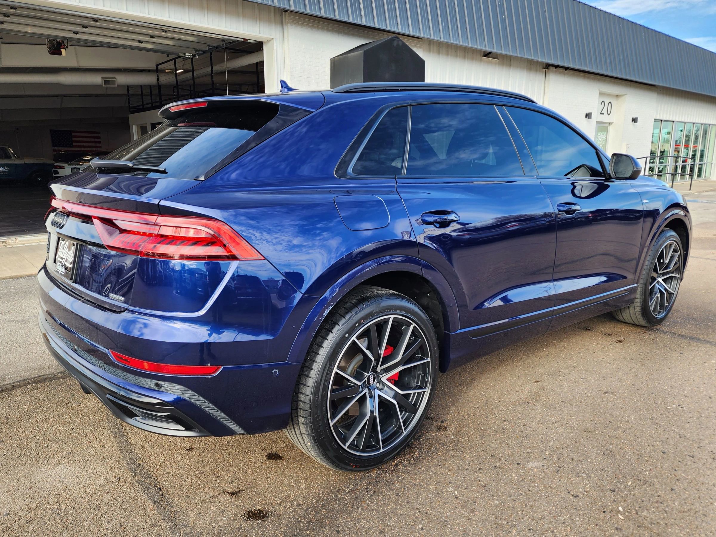 Used 2020 Audi Q8 Premium Plus w/ Premium Plus Package image 7
