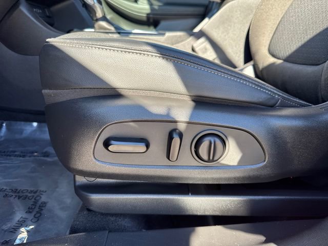 Used 2021 Buick Encore GX Select w/ Sport Touring Package image 42