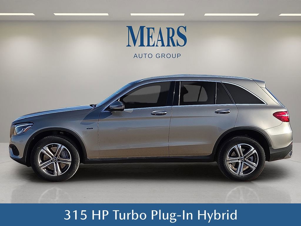 Used 2019 Mercedes-Benz GLC 350e 4MATIC image 3