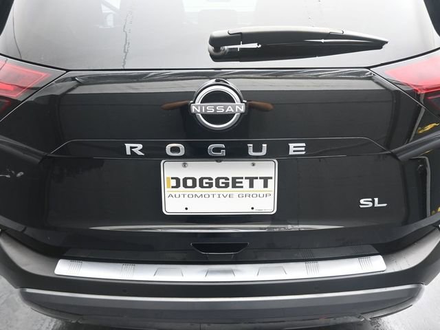 Used 2023 Nissan Rogue SL w/ SL Premium Package image 14