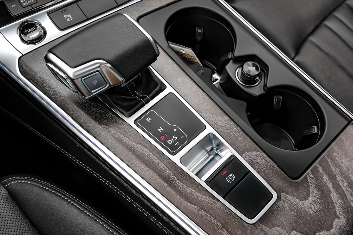 Used 2025 Audi A6 Premium Plus AWD/4WD image 25