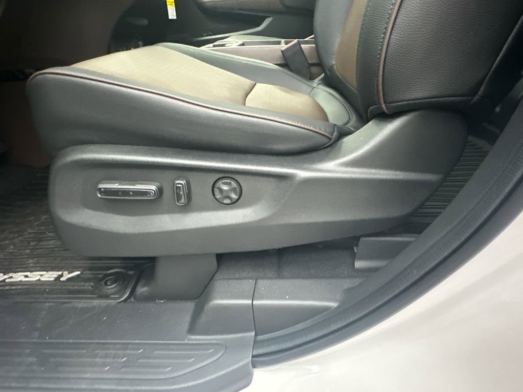 New 2026 Honda Odyssey Elite image 10
