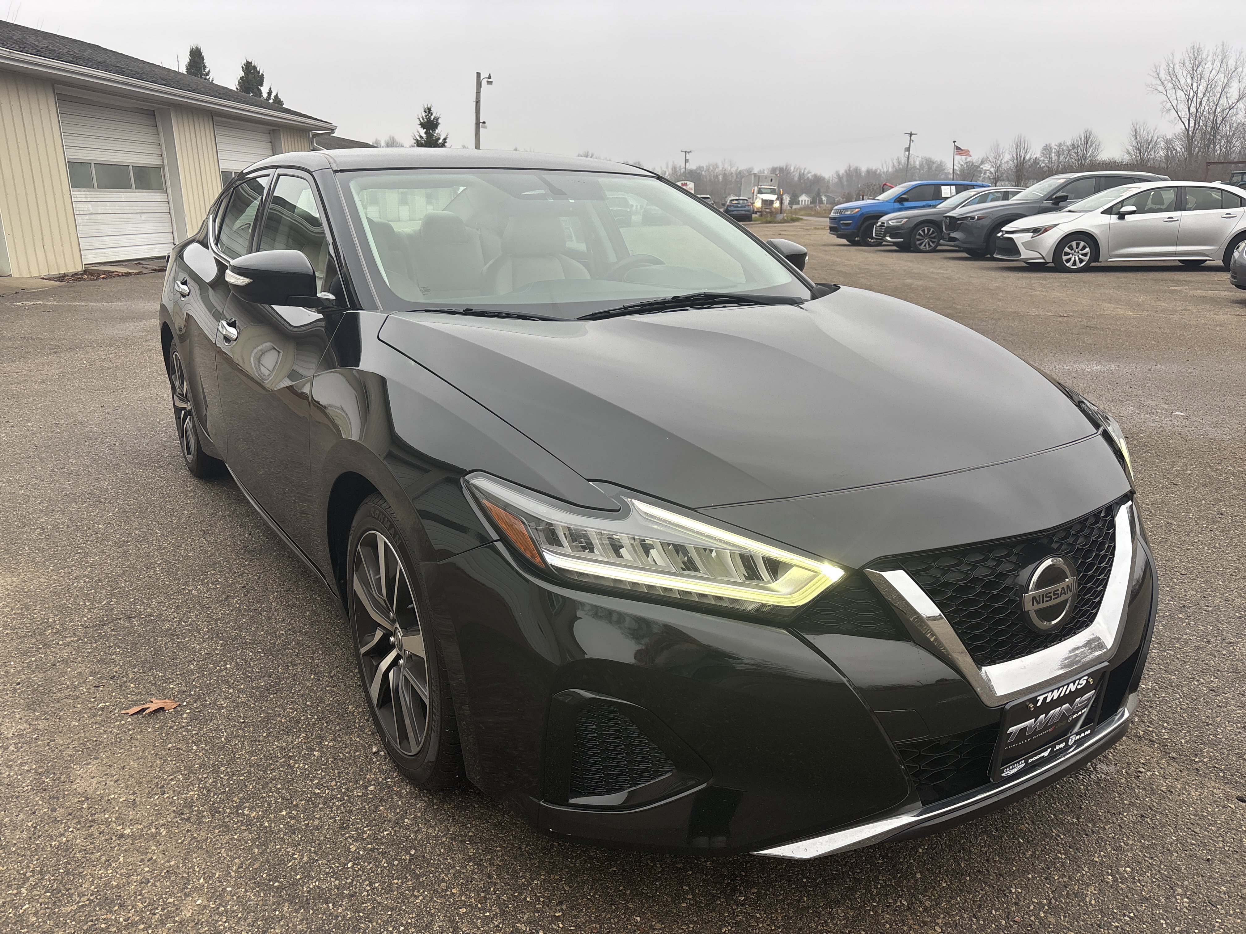 Used 2019 Nissan Maxima 3.5 SV w/ Floor Mat Group