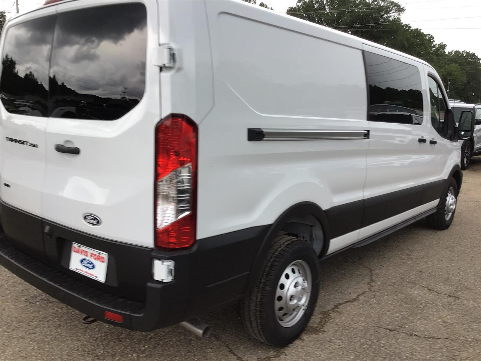 New 2026 Ford Transit 250 Low Roof AWD w/ Exterior Upgrade Package image 8
