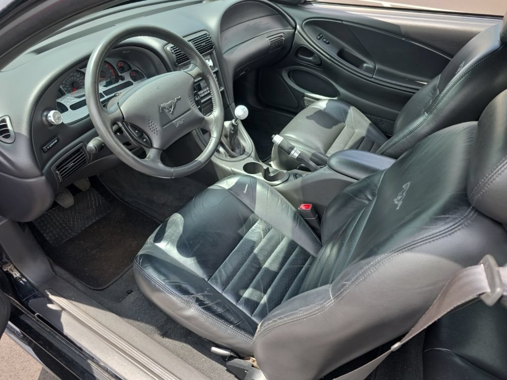 Used 2000 Ford Mustang GT RWD image 9