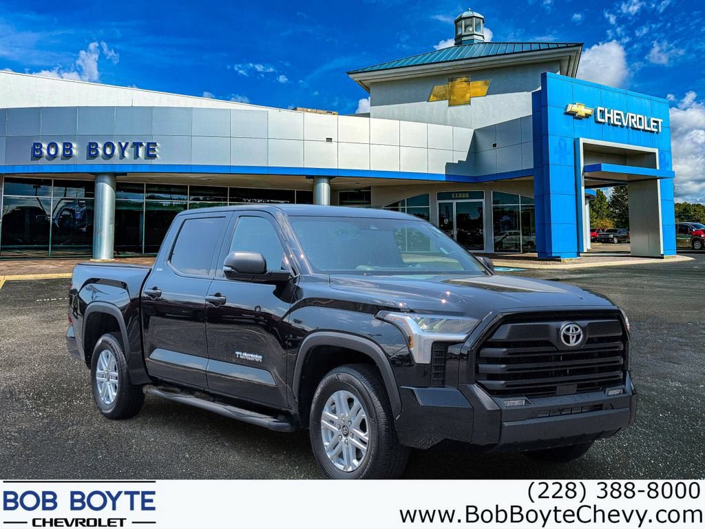 Used 2025 Toyota Tundra SR5 w/ SR5 Convenience Package