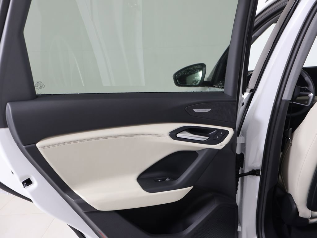 Used 2025 Audi Q6 e-tron Premium Plus w/ Premium Plus image 25