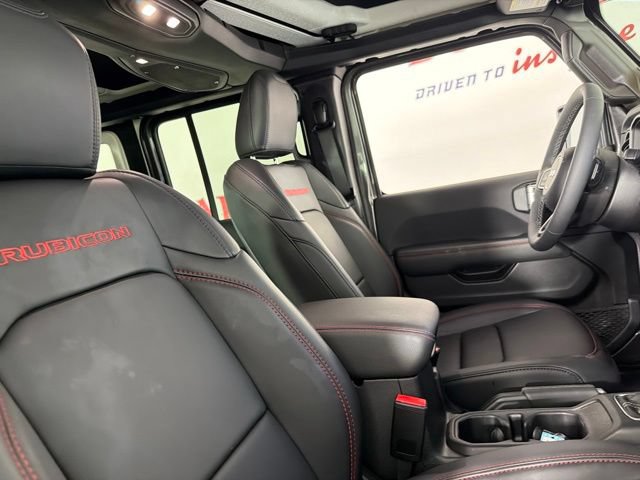 Used 2026 Jeep Wrangler Unlimited Rubicon AWD/4WD image 16