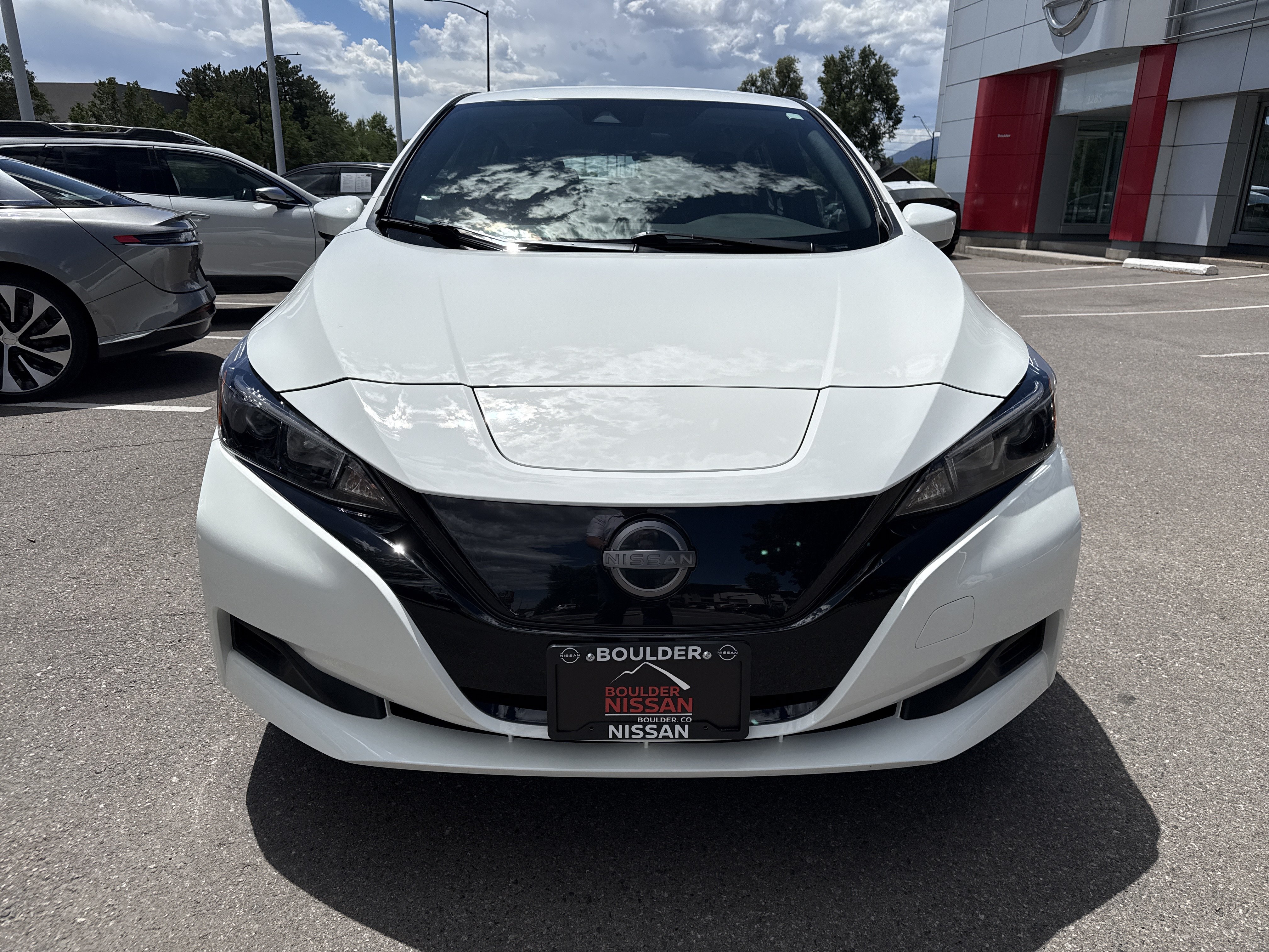 Certified 2025 Nissan Leaf S FWD image 4