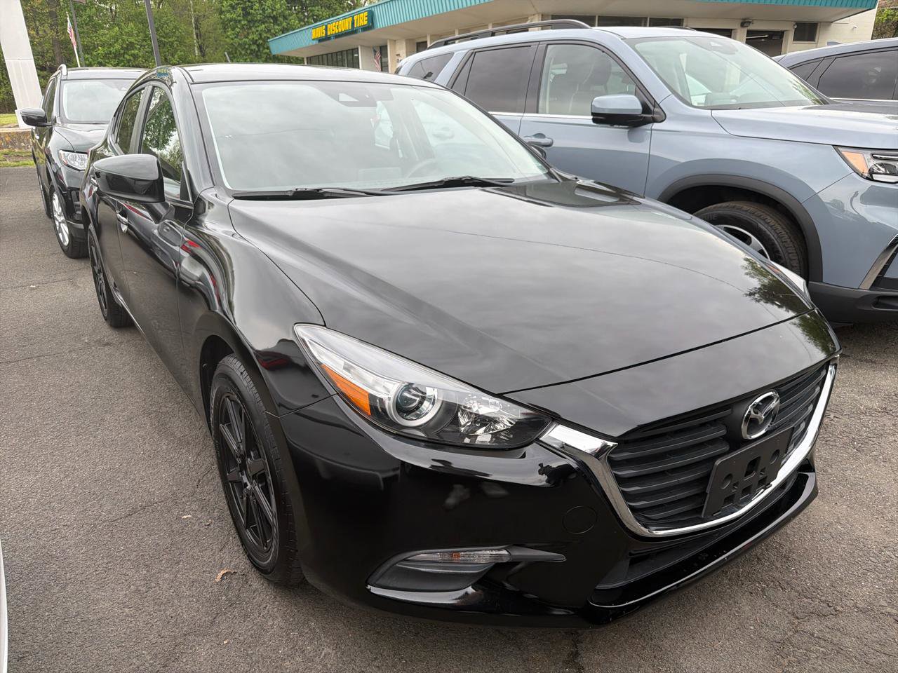 Used 2018 MAZDA MAZDA3 Sport FWD image 3