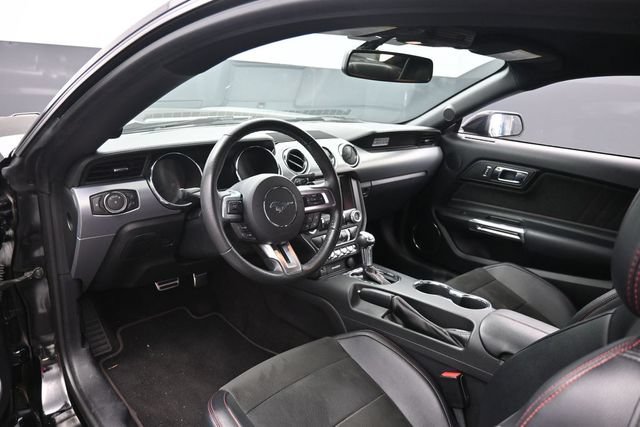 Used 2016 Ford Mustang GT Premium w/ Equipment Group 401A RWD image 15