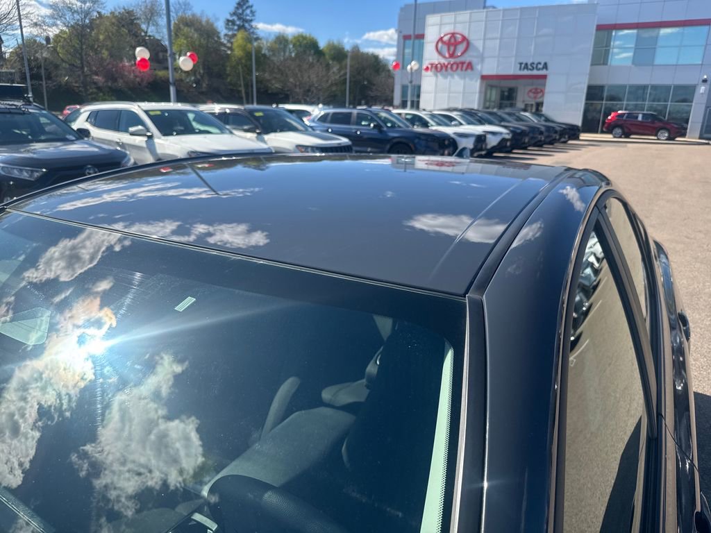 Used 2025 Toyota Camry LE AWD/4WD image 44