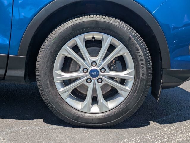 Used 2018 Ford Escape SE w/ SE Sync 3 Package FWD image 11