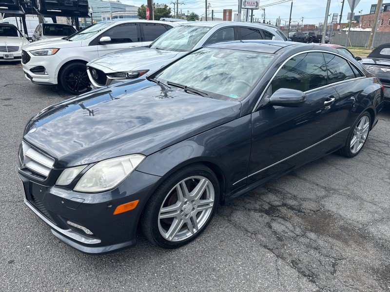 Used 2010 Mercedes-Benz E 550 Coupe image 40