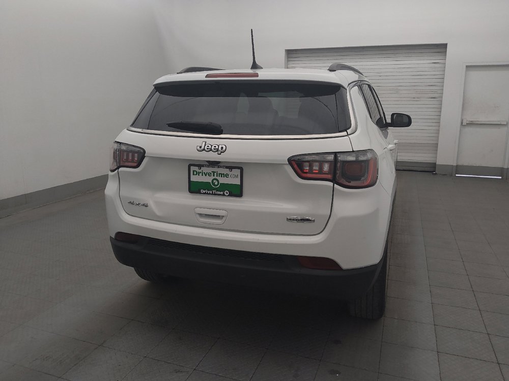 Used 2025 Jeep Compass Latitude AWD/4WD image 7