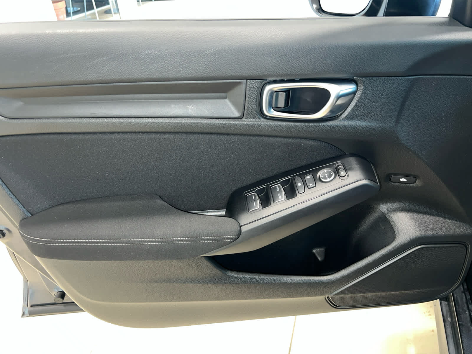 Certified 2025 Honda Civic Sport image 15