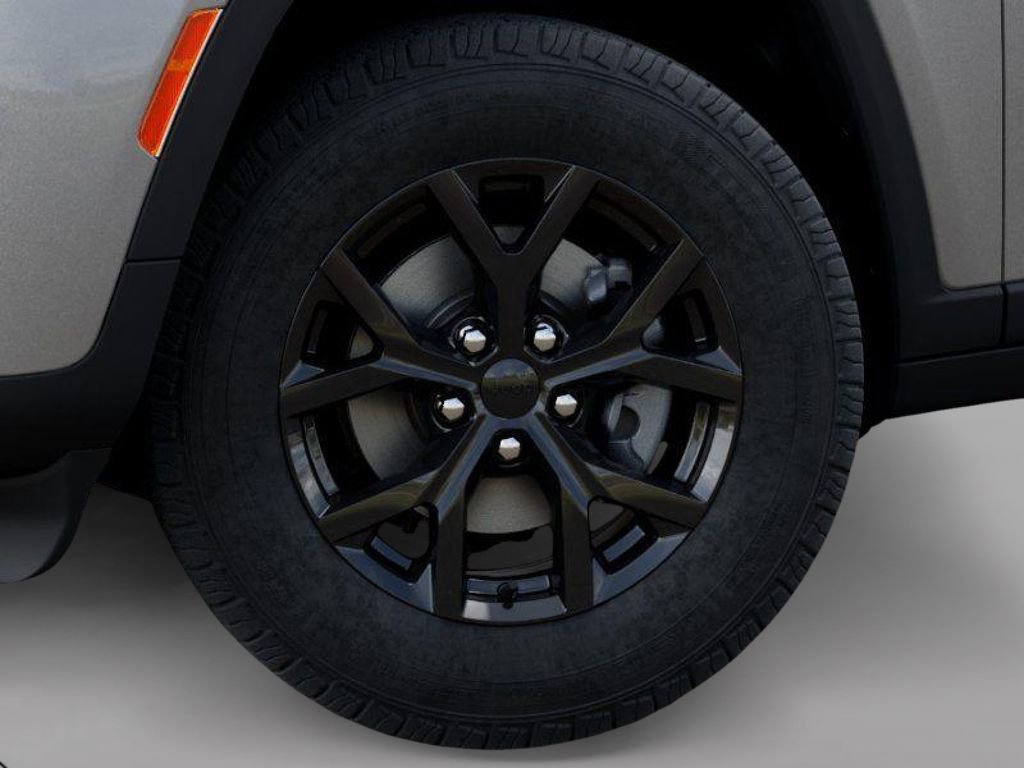 New 2026 Jeep Grand Cherokee Altitude AWD/4WD image 8