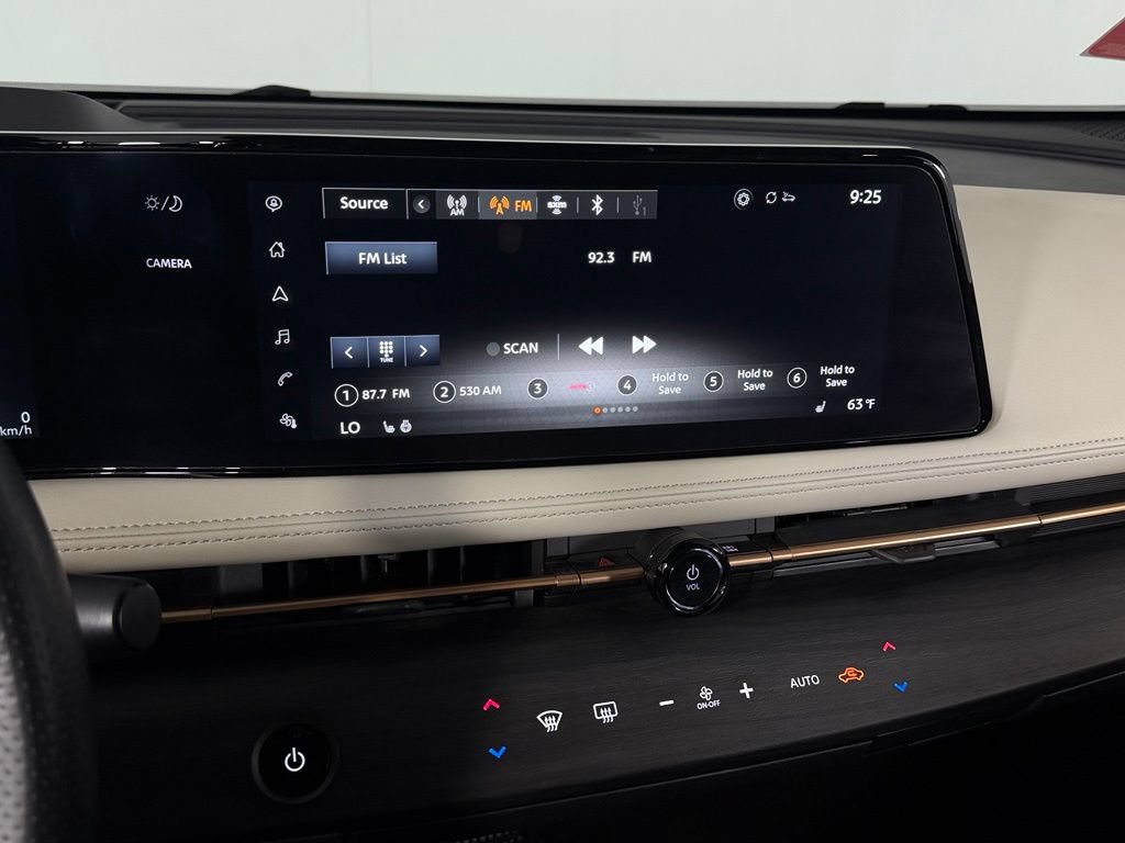 Used 2023 Nissan Ariya FWD image 17