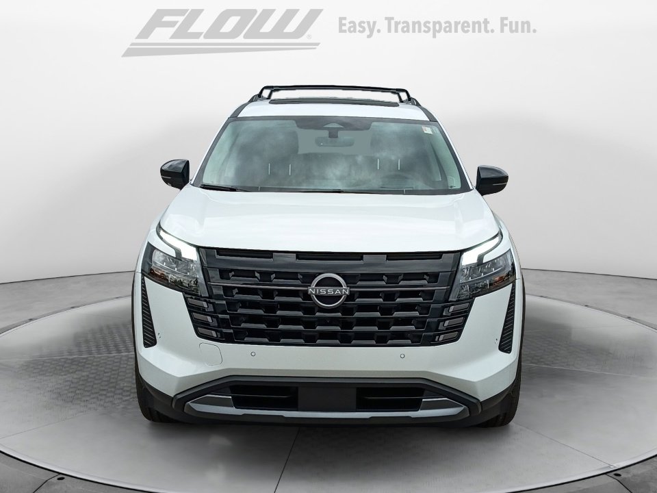 New 2026 Nissan Pathfinder Platinum AWD/4WD image 2
