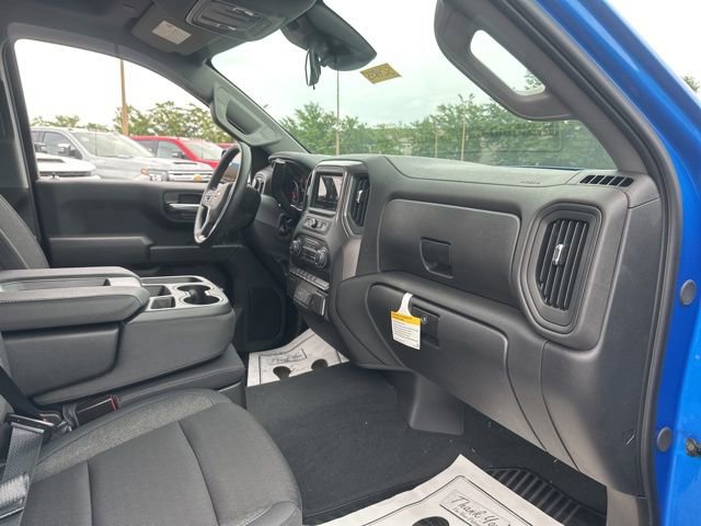 New 2025 Chevrolet Silverado 1500 Custom w/ Turbomax Blackout Package image 32