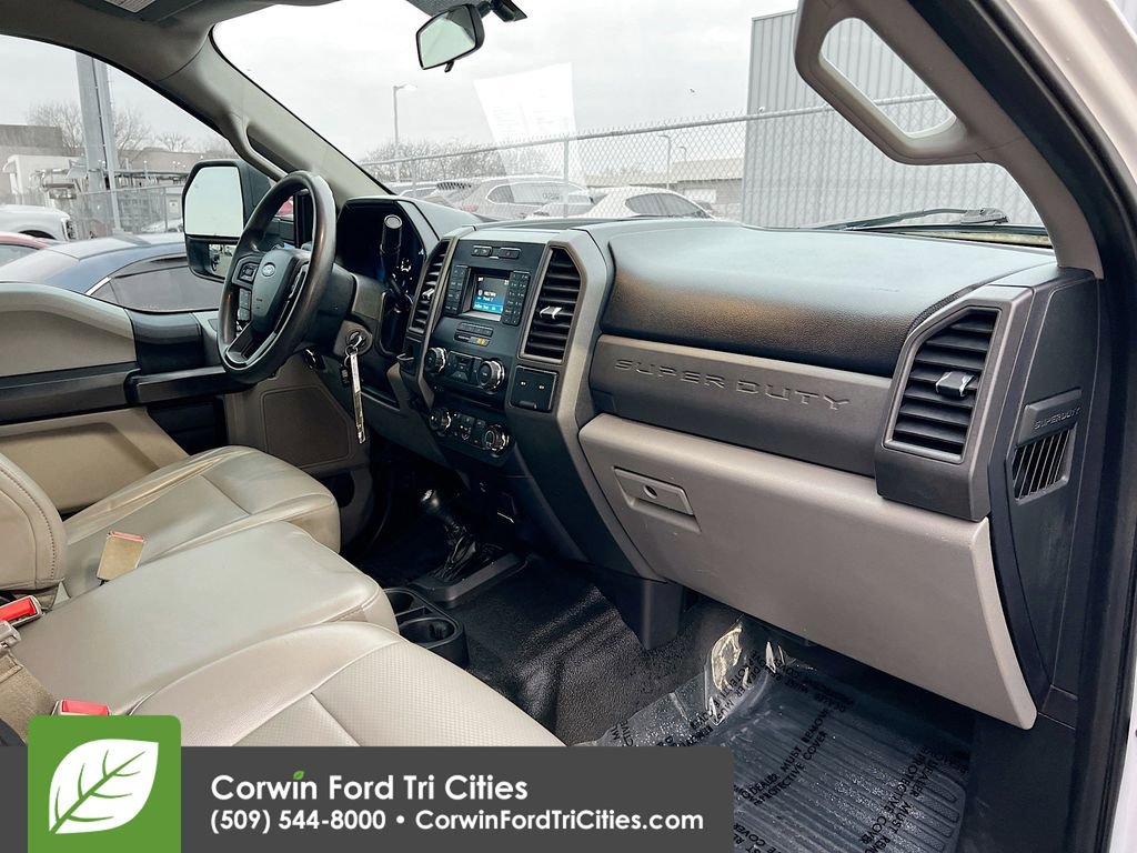 Used 2018 Ford F450 XL w/ Power Equipment Group image 26