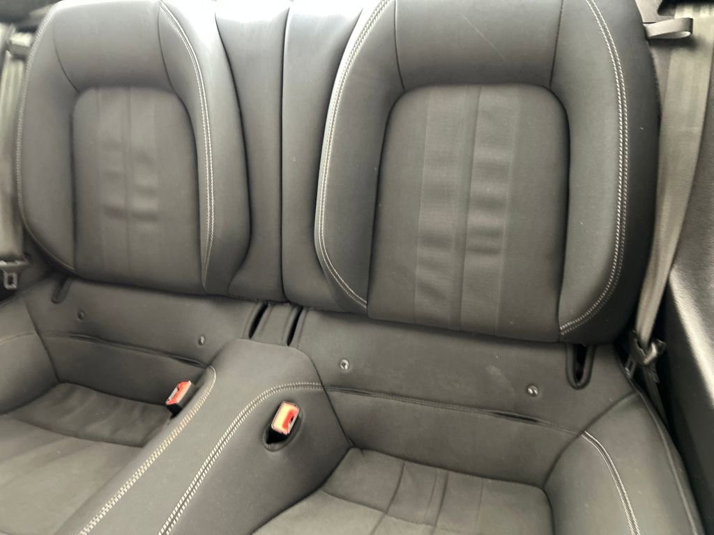 Used 2019 Ford Mustang EcoBoost image 16