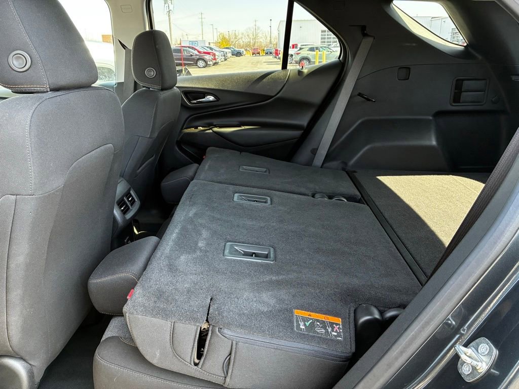 Used 2023 Chevrolet Equinox LT image 36