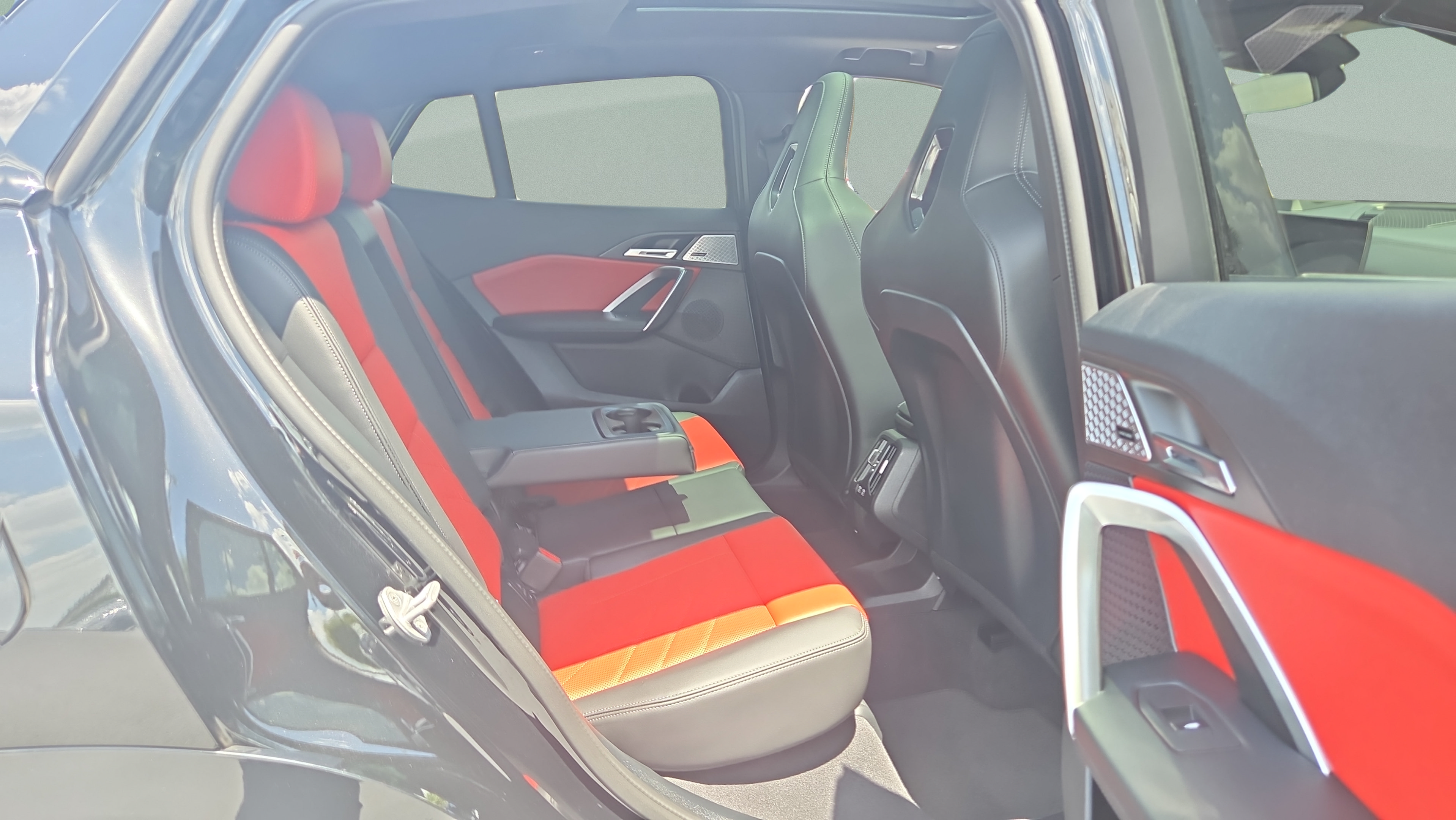 Certified 2025 BMW X2 M35i w/ Premium Package AWD/4WD image 15