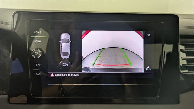 Used 2025 Volkswagen Jetta S image 32