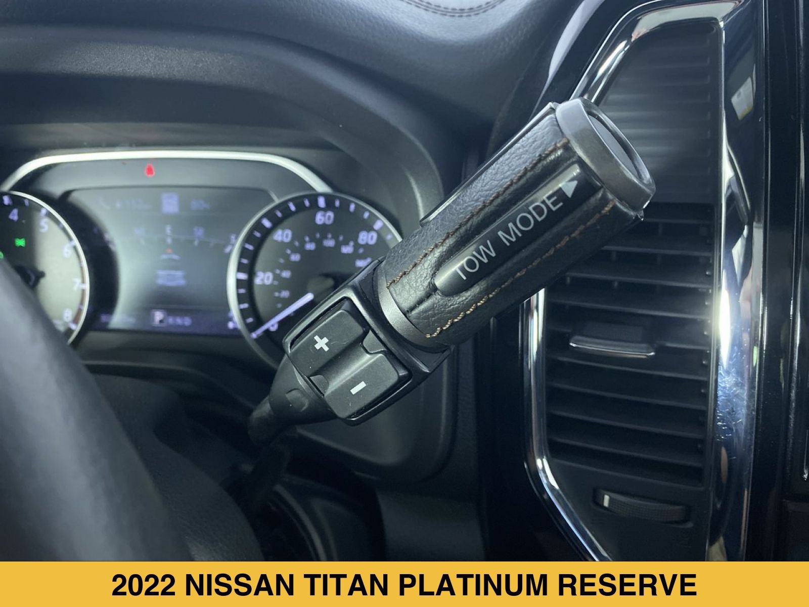 Used 2022 Nissan Titan Platinum Reserve w/ Moonroof Package AWD/4WD image 8