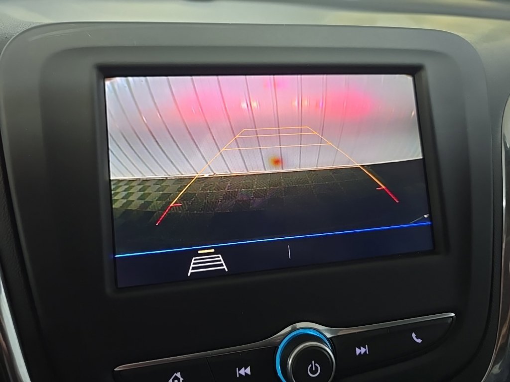 Used 2020 Chevrolet Equinox LT FWD image 23