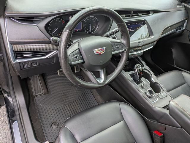 Used 2022 Cadillac XT4 Sport w/ Driver Awareness Package AWD/4WD image 10