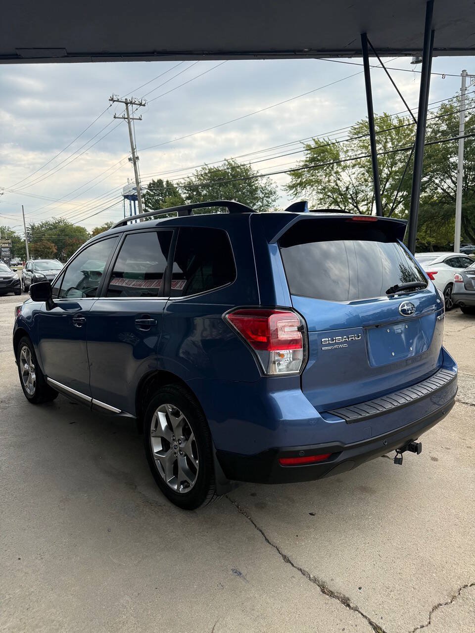 Used 2018 Subaru Forester 2.5i Touring AWD/4WD image 4