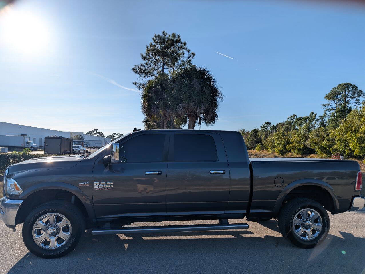 Used 2016 RAM 2500 Laramie w/ Convenience Group image 7